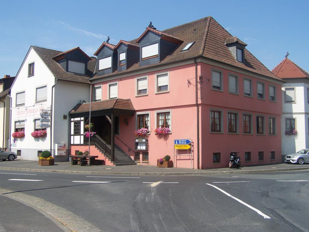 Hotel Schwarzes Ross Schwarzach am Main Exterior photo